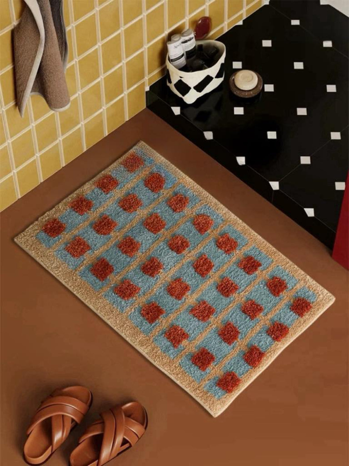 Ultra Soft Retro Whimsical Bath Rug, Machine-washable, Absorbent Mat-0